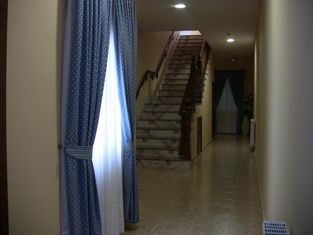 Hotel Los Hermanos Ocaña Oda fotoğraf