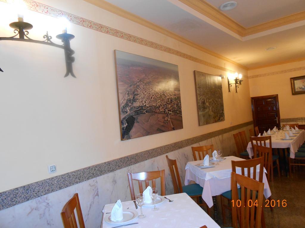 Hotel Los Hermanos Ocaña Dış mekan fotoğraf