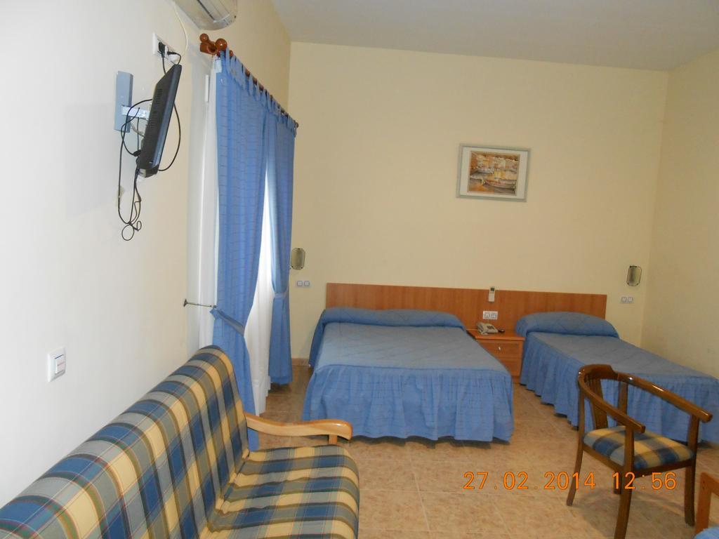 Hotel Los Hermanos Ocaña Dış mekan fotoğraf