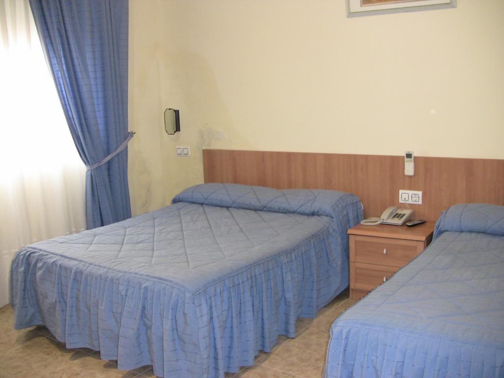 Hotel Los Hermanos Ocaña Dış mekan fotoğraf