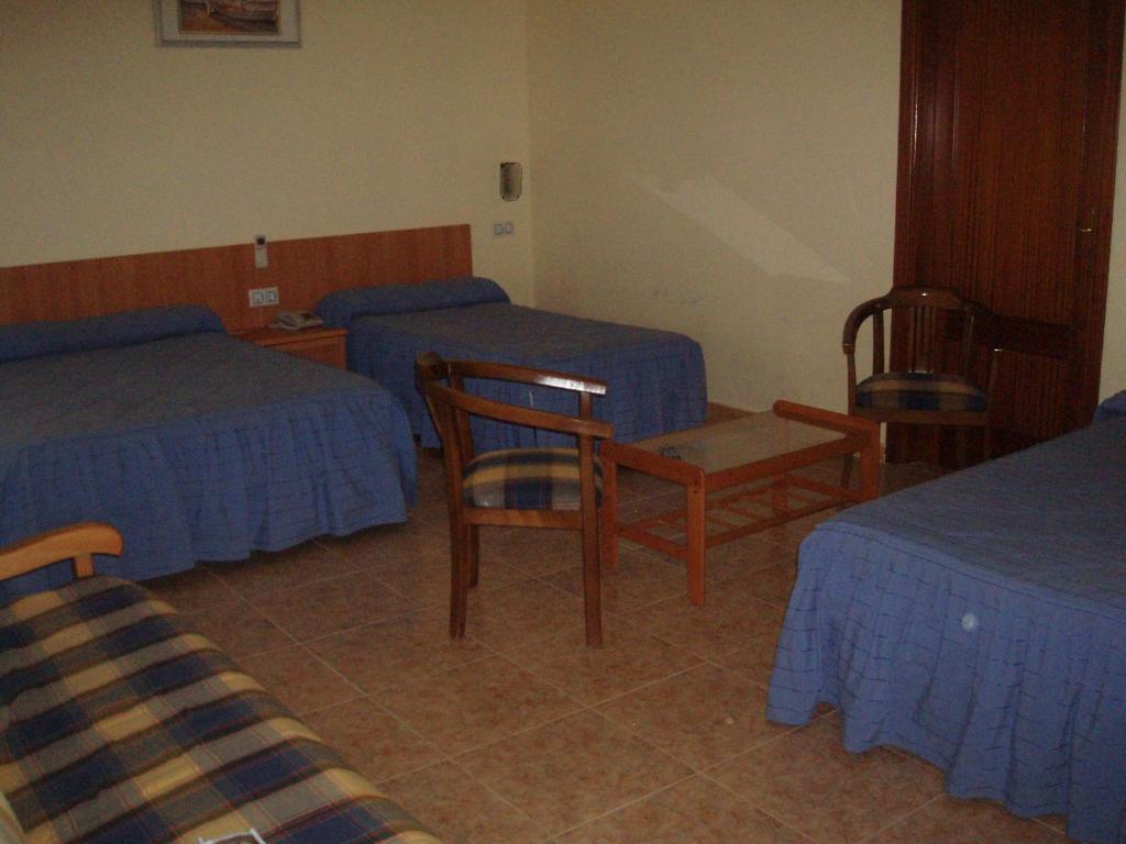 Hotel Los Hermanos Ocaña Oda fotoğraf