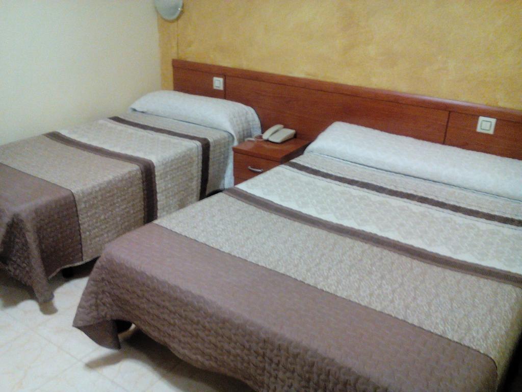 Hotel Los Hermanos Ocaña Dış mekan fotoğraf